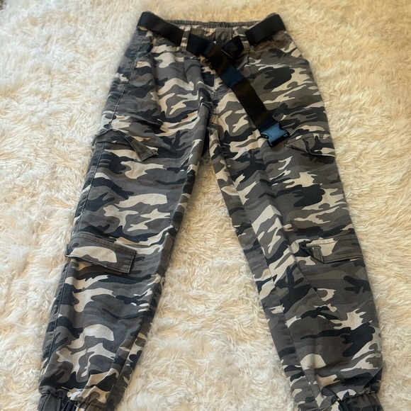 Pants - Camouflage Cargo Pants for women